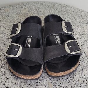 Nearly New! Birkenstock Black Arizona Leather Sandals Silver Buckles SZ 38 L7 M5